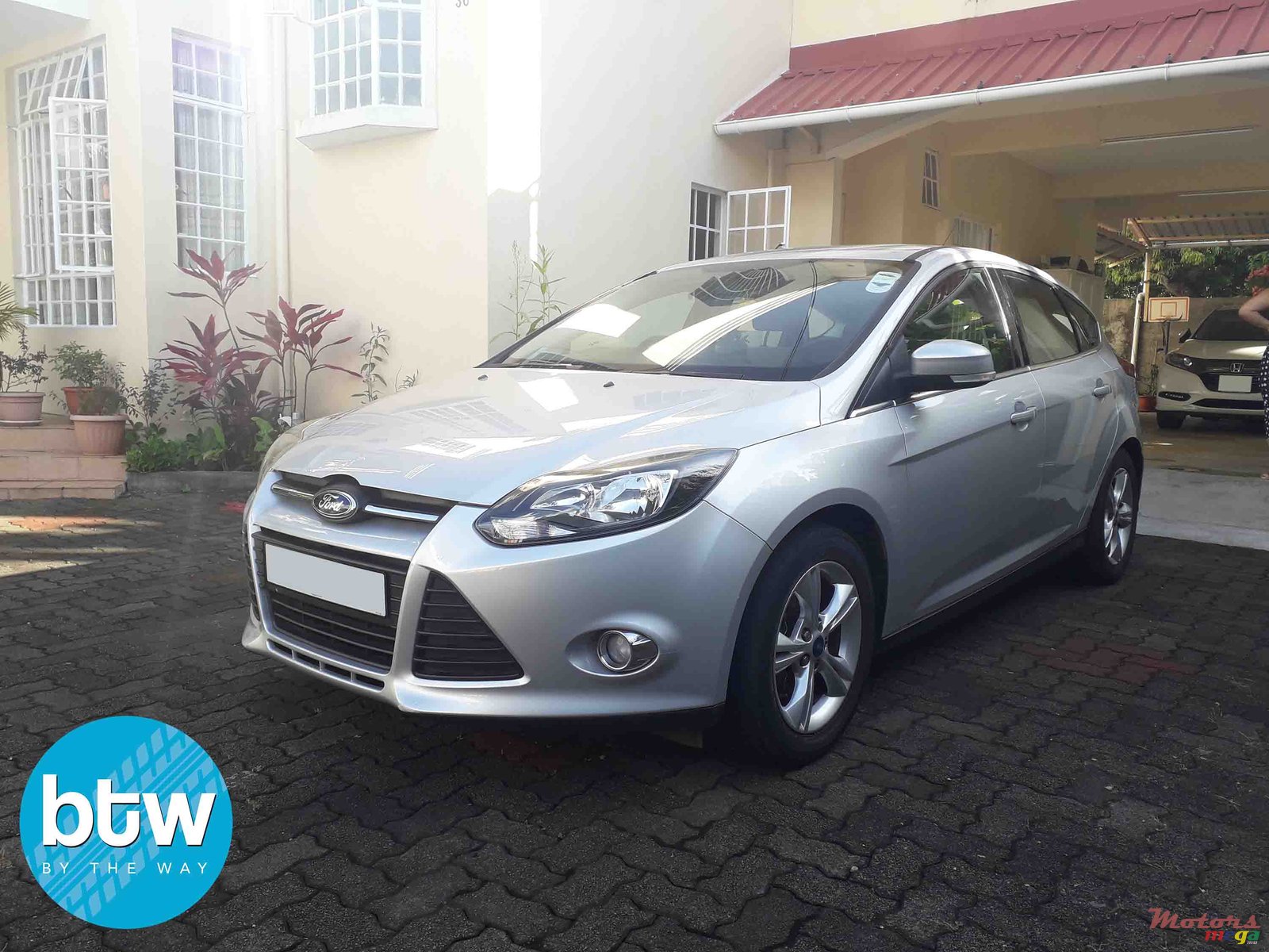 2012' Ford Focus photo #1