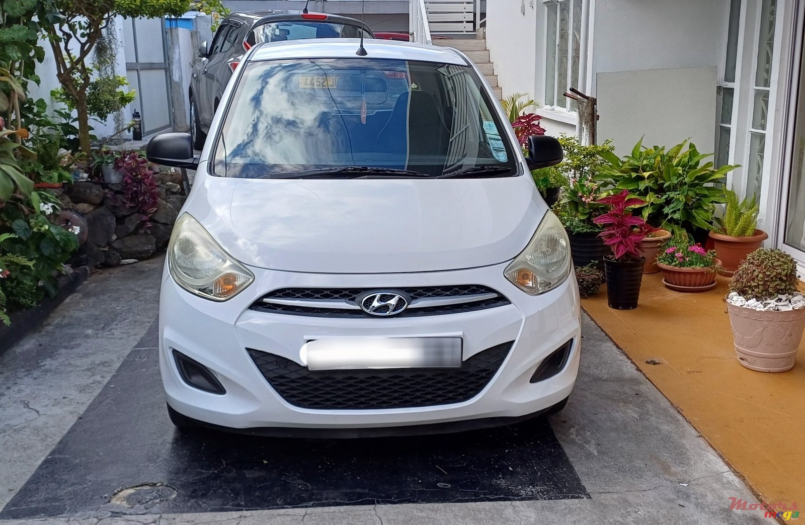 2016' Hyundai i10 photo #1