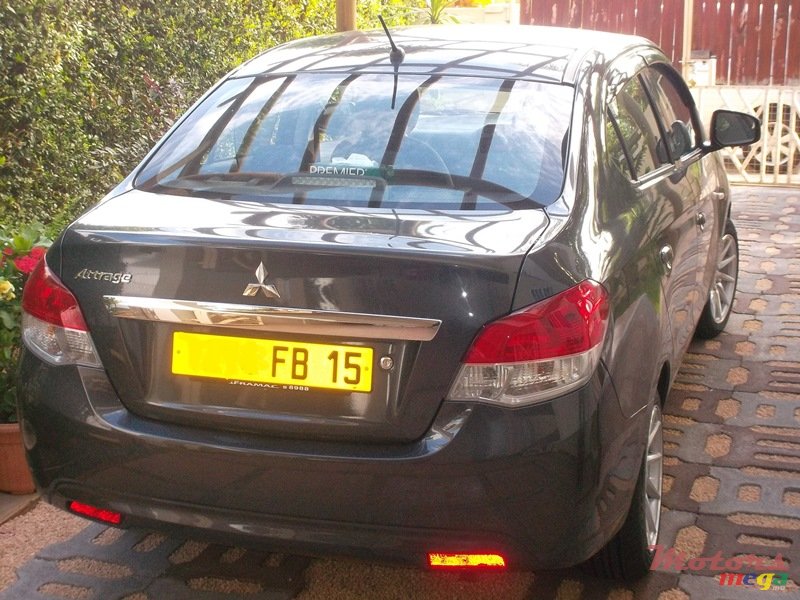 2015' Mitsubishi None photo #2