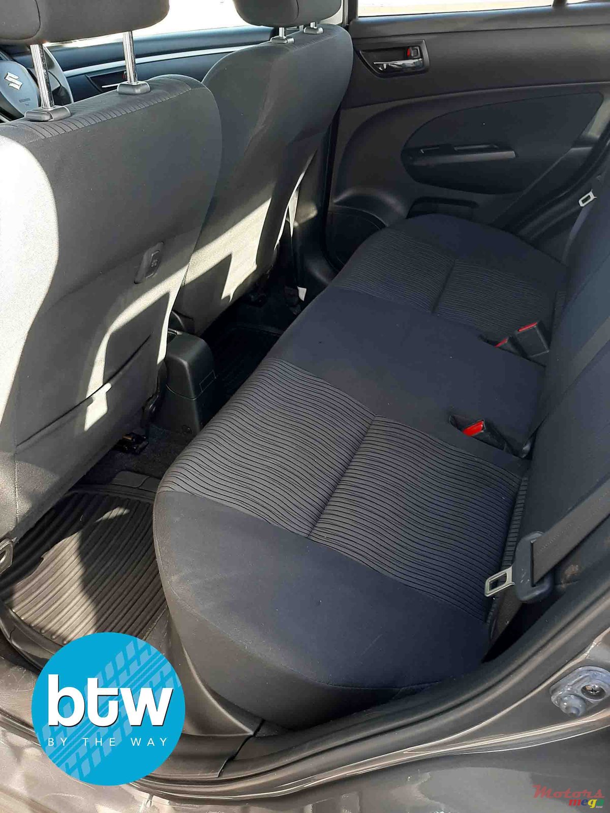 2013' Suzuki Swift photo #4