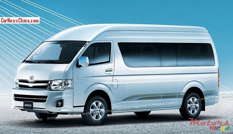 2006' Toyota HiAce High Roof photo #1