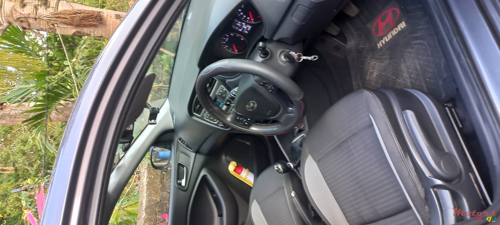 2019' Hyundai i20 photo #2