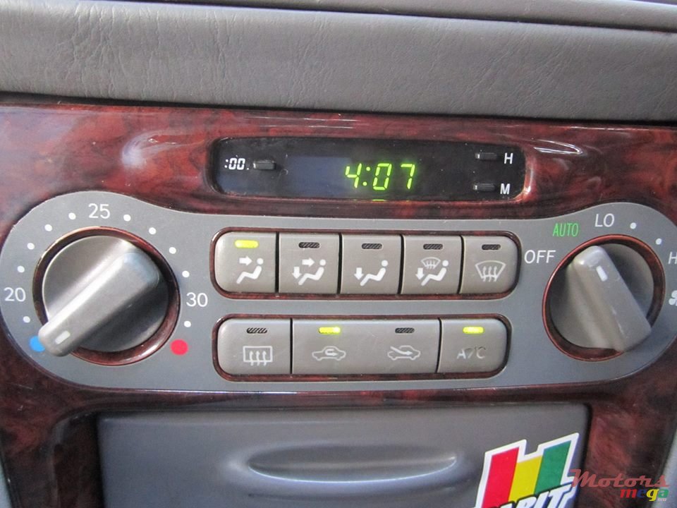 1999' Toyota Corolla LIMITED EDITION photo #6