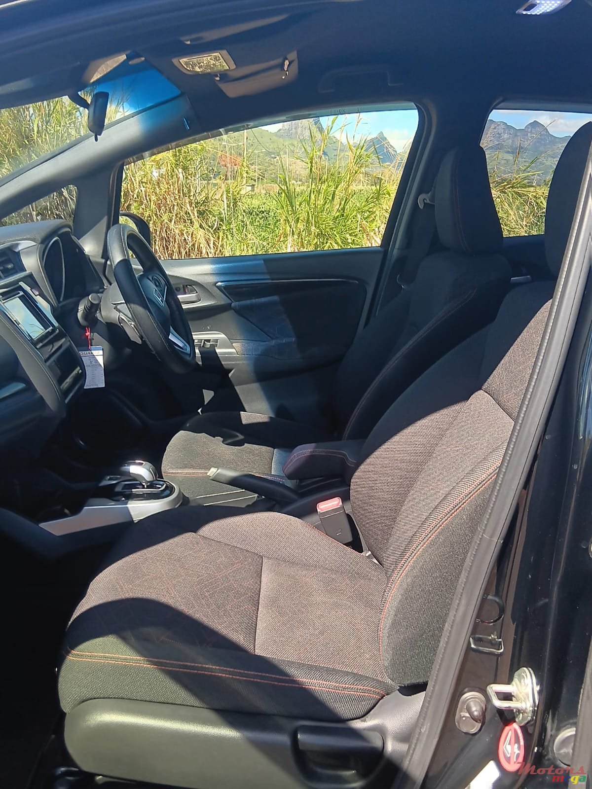 2017' Honda Fit 1.5 ( HYBRID ) photo #5