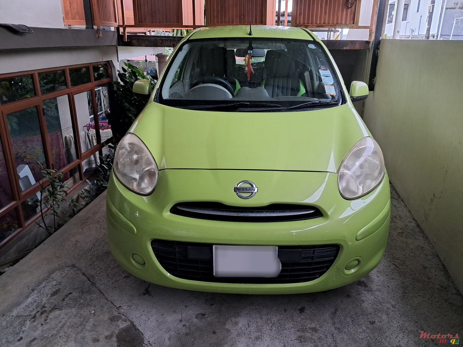 2011' Nissan March photo #1