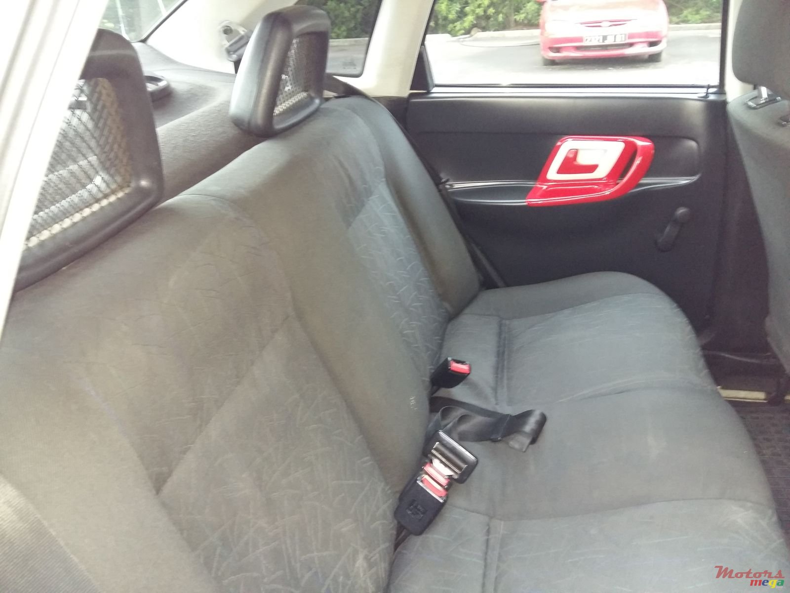 1998' Volkswagen 1400 cc photo #5