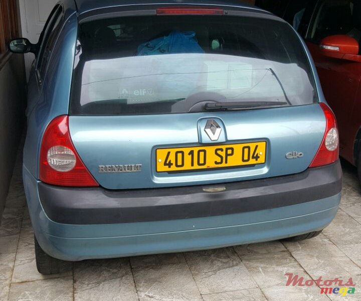 2004' Renault Clio photo #1