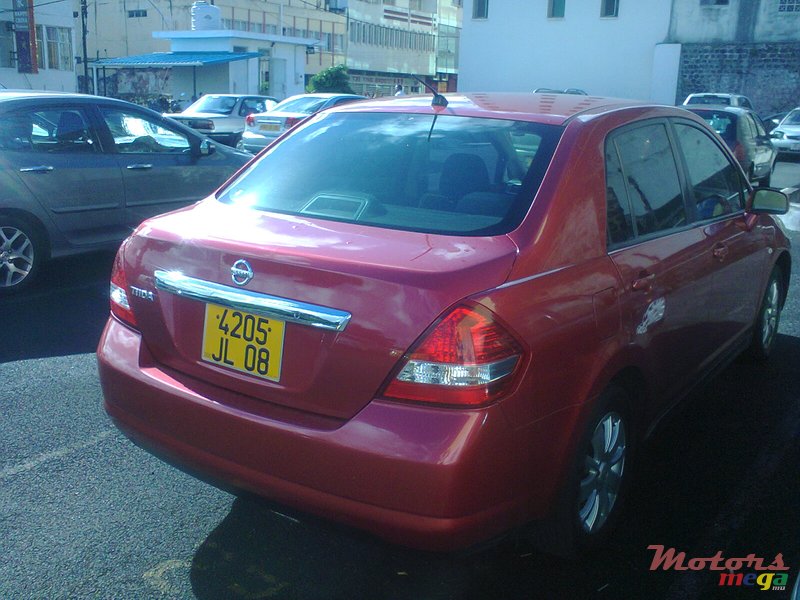 2008' Nissan Tiida photo #2