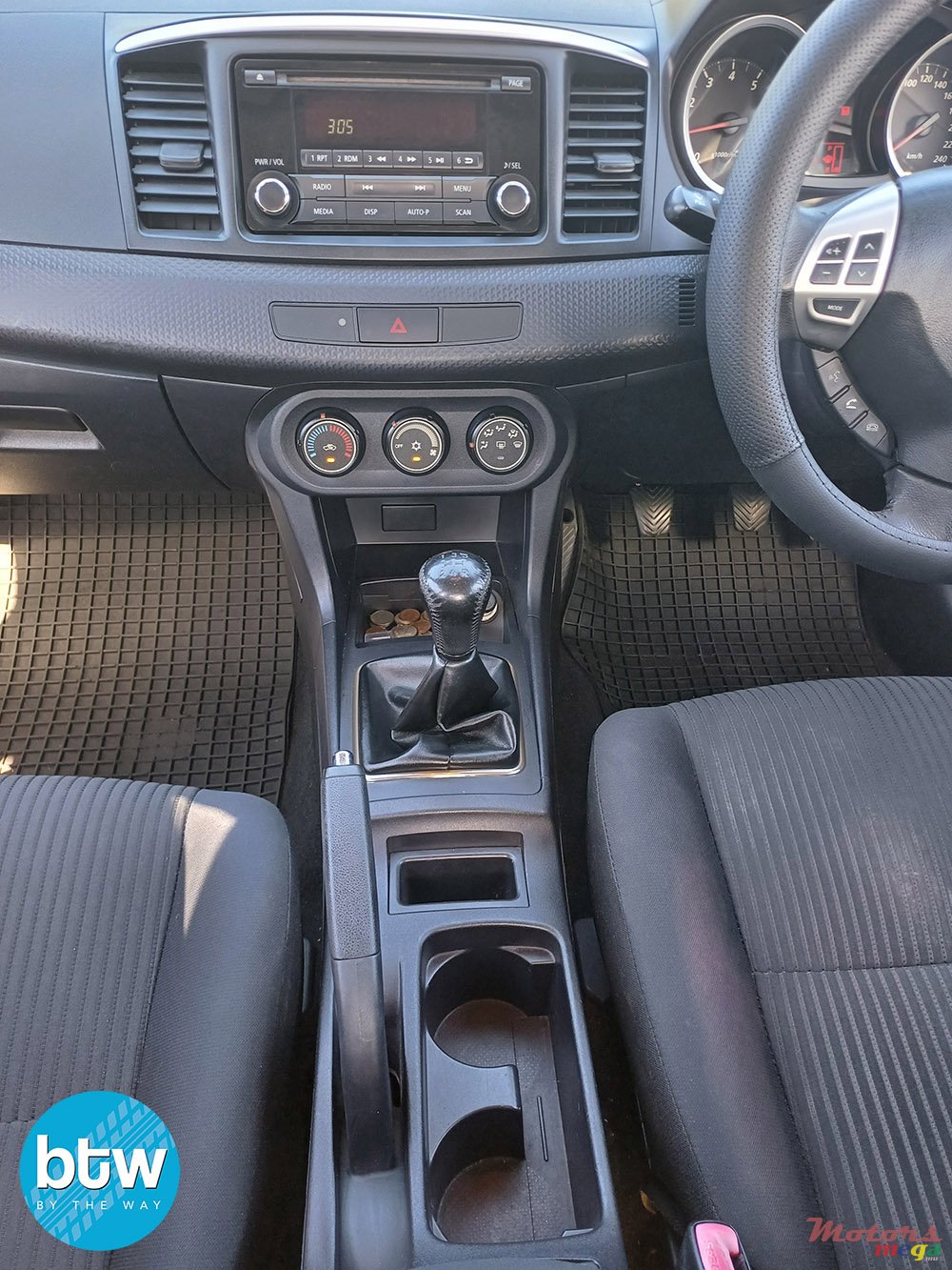 2015' Mitsubishi Lancer photo #6