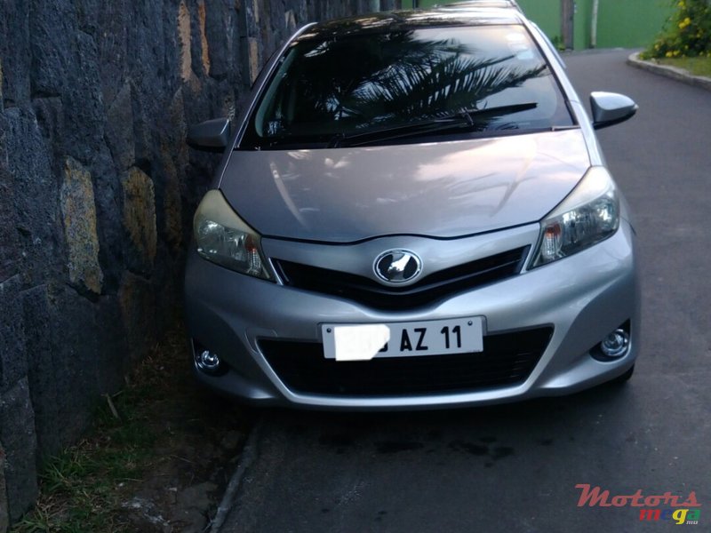 2011' Toyota Vitz photo #1