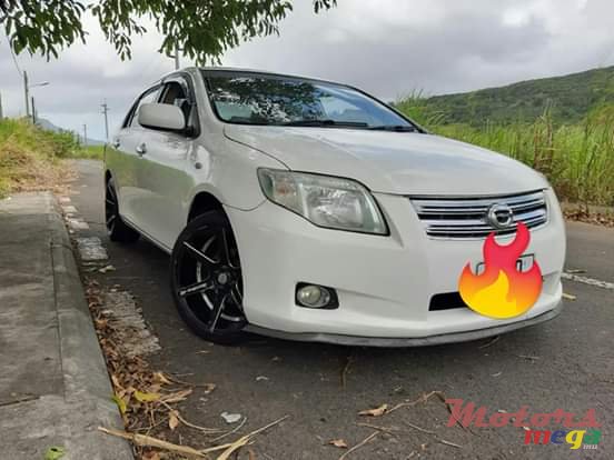 2006' Toyota Axio photo #1