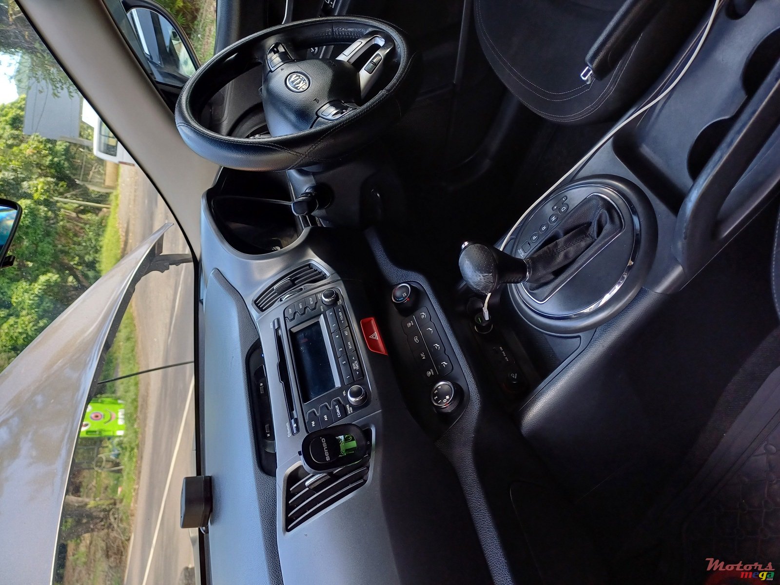 2011' Kia Sportage photo #5