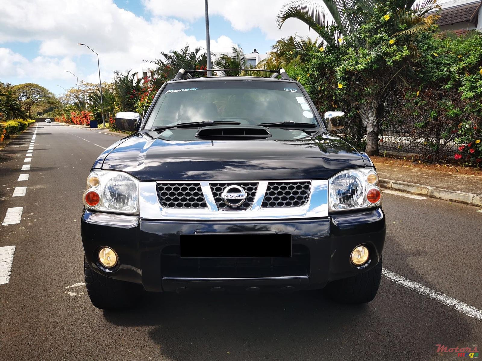 2013' Nissan Hardbody NP300 photo #4