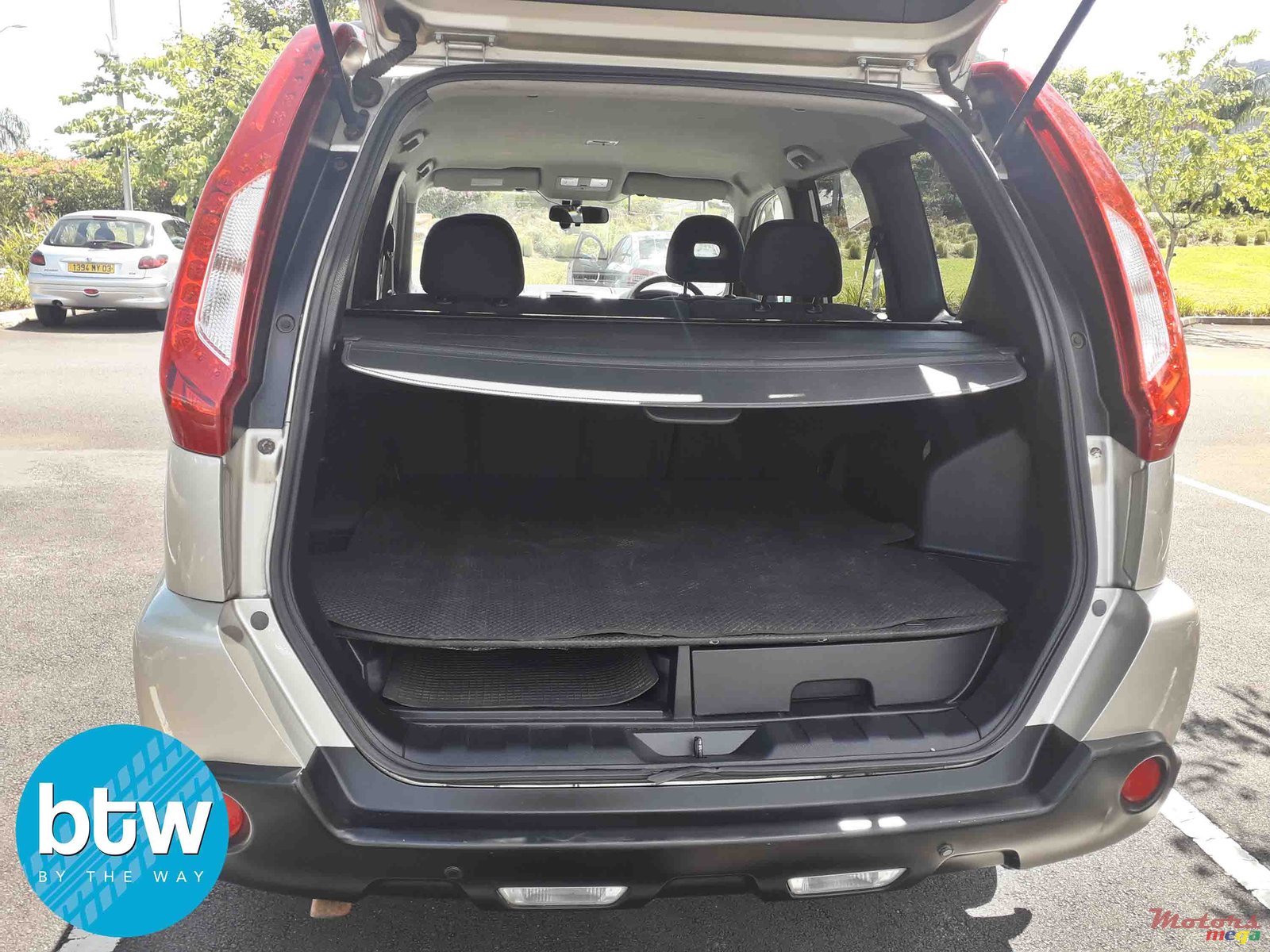 2013' Nissan X-Trail photo #7