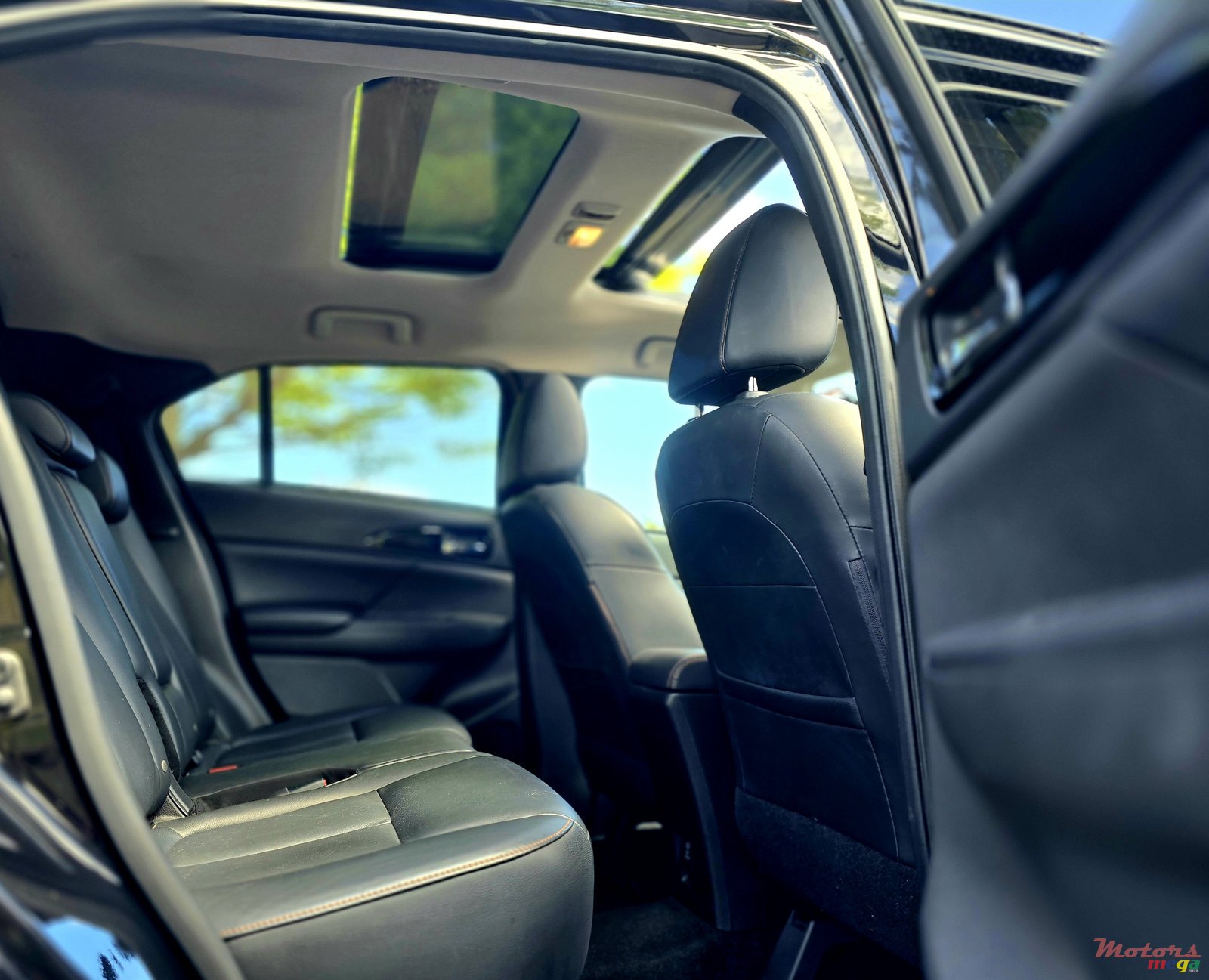 2019' Mitsubishi Eclipse Cross 1.5T Subroof photo #7