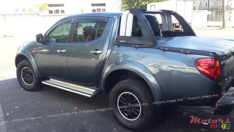 2008' Mitsubishi SPORTERO DiD  (4x4) photo #2