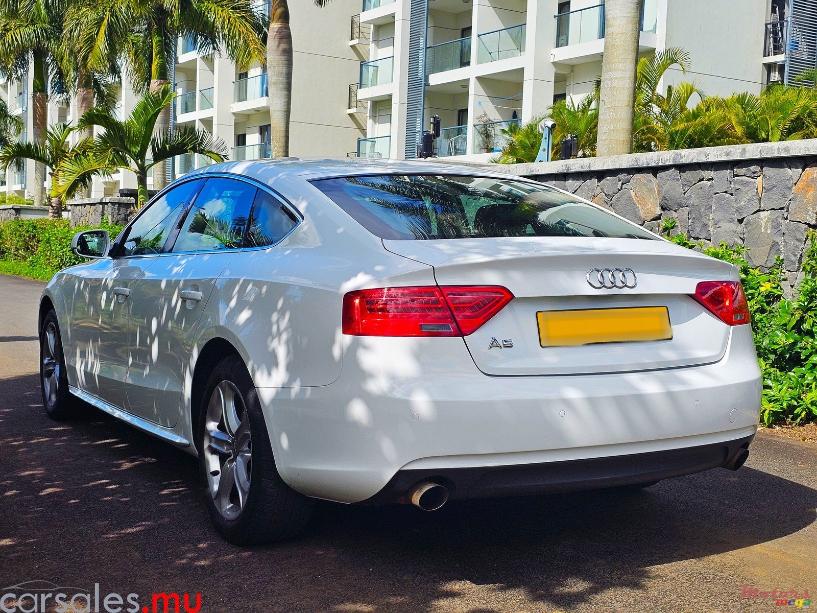 2013' Audi A5 1.8 Coupe photo #3