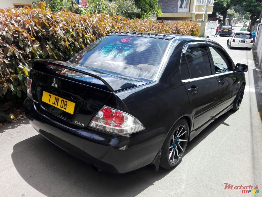 2008' Mitsubishi Lancer photo #6