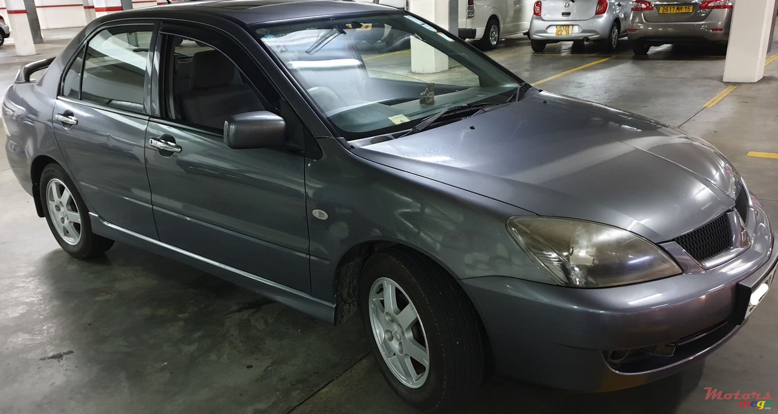 2009' Mitsubishi Lancer photo #3