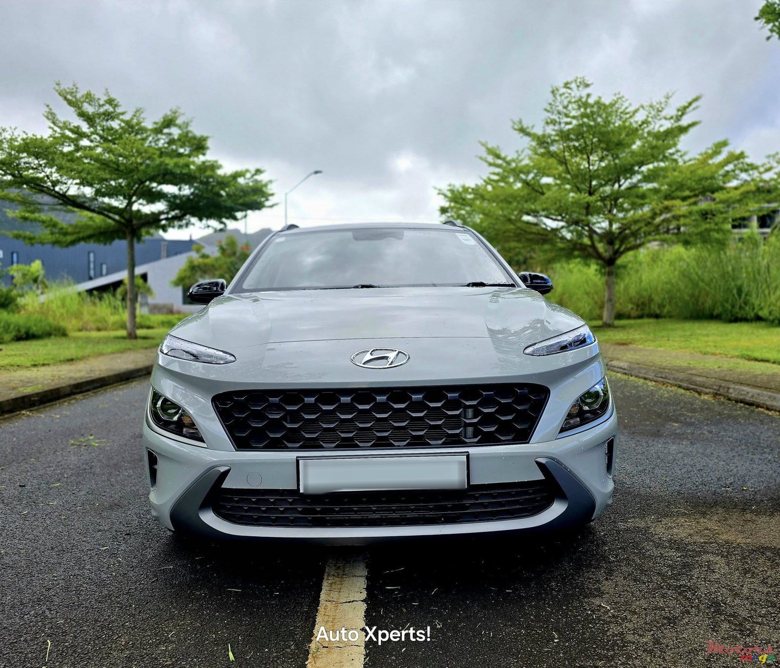 2023' Hyundai Kona Nline photo #1