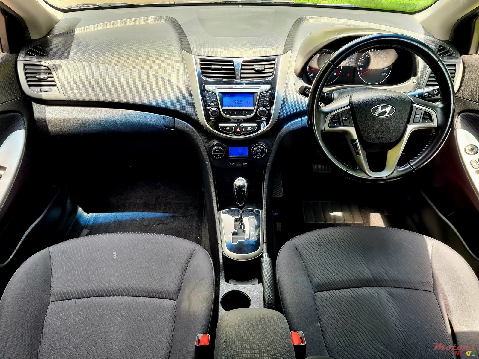 2014' Hyundai Accent photo #7