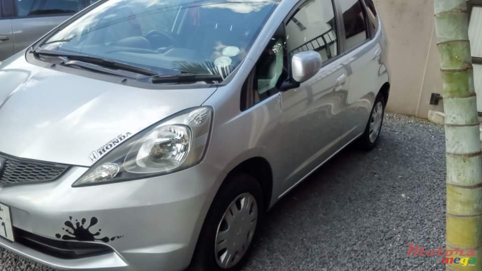 2011' Honda Fit photo #1