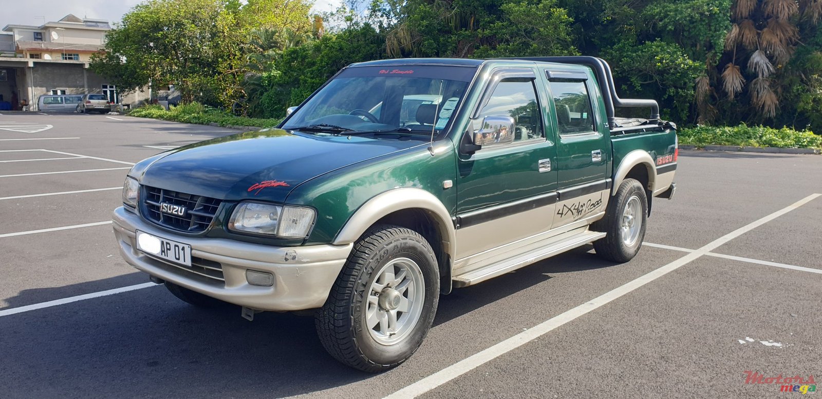 2001' Isuzu D-Max photo #2