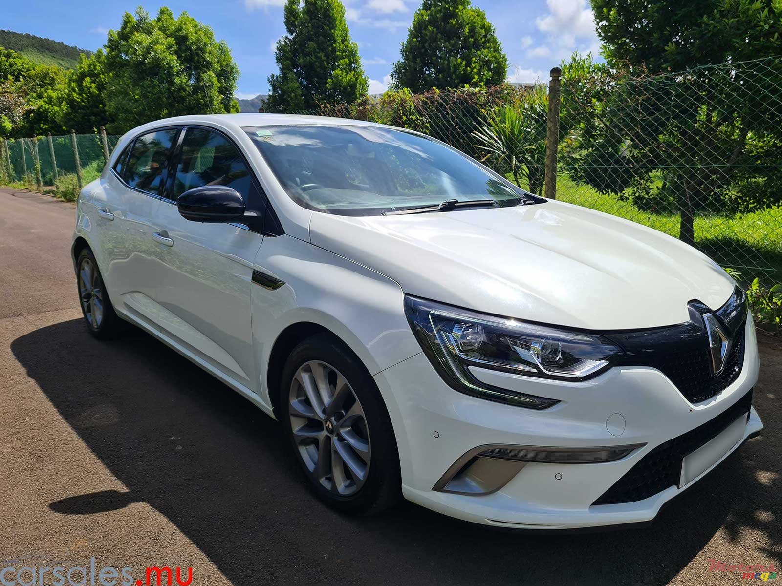 2019' Renault Megane 1.2 GT Line photo #1