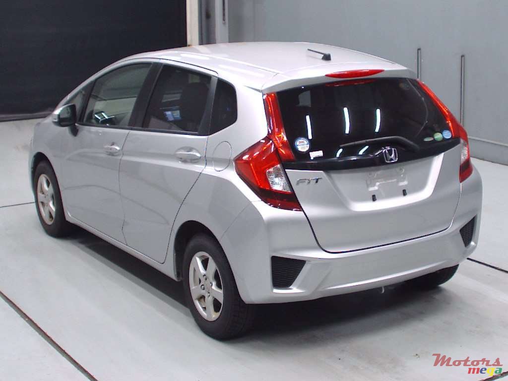 2016' Honda Fit photo #2