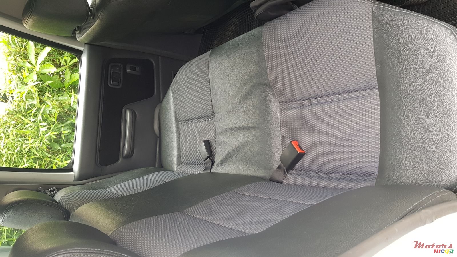 2014' Nissan NP300 Hardbody photo #5