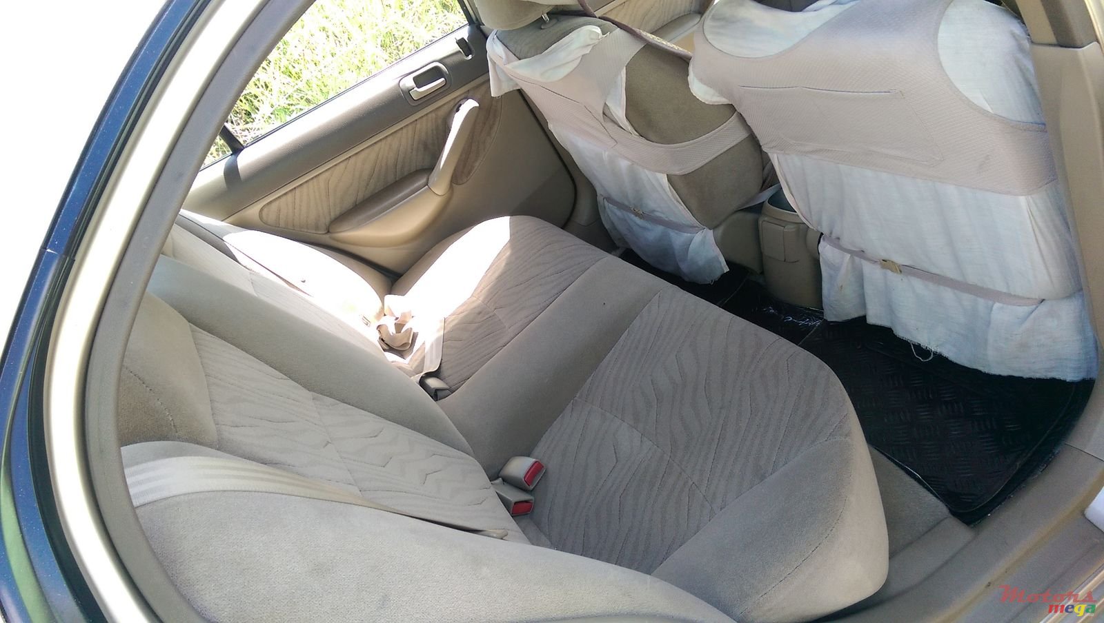 2002' Honda Civic EXI photo #7