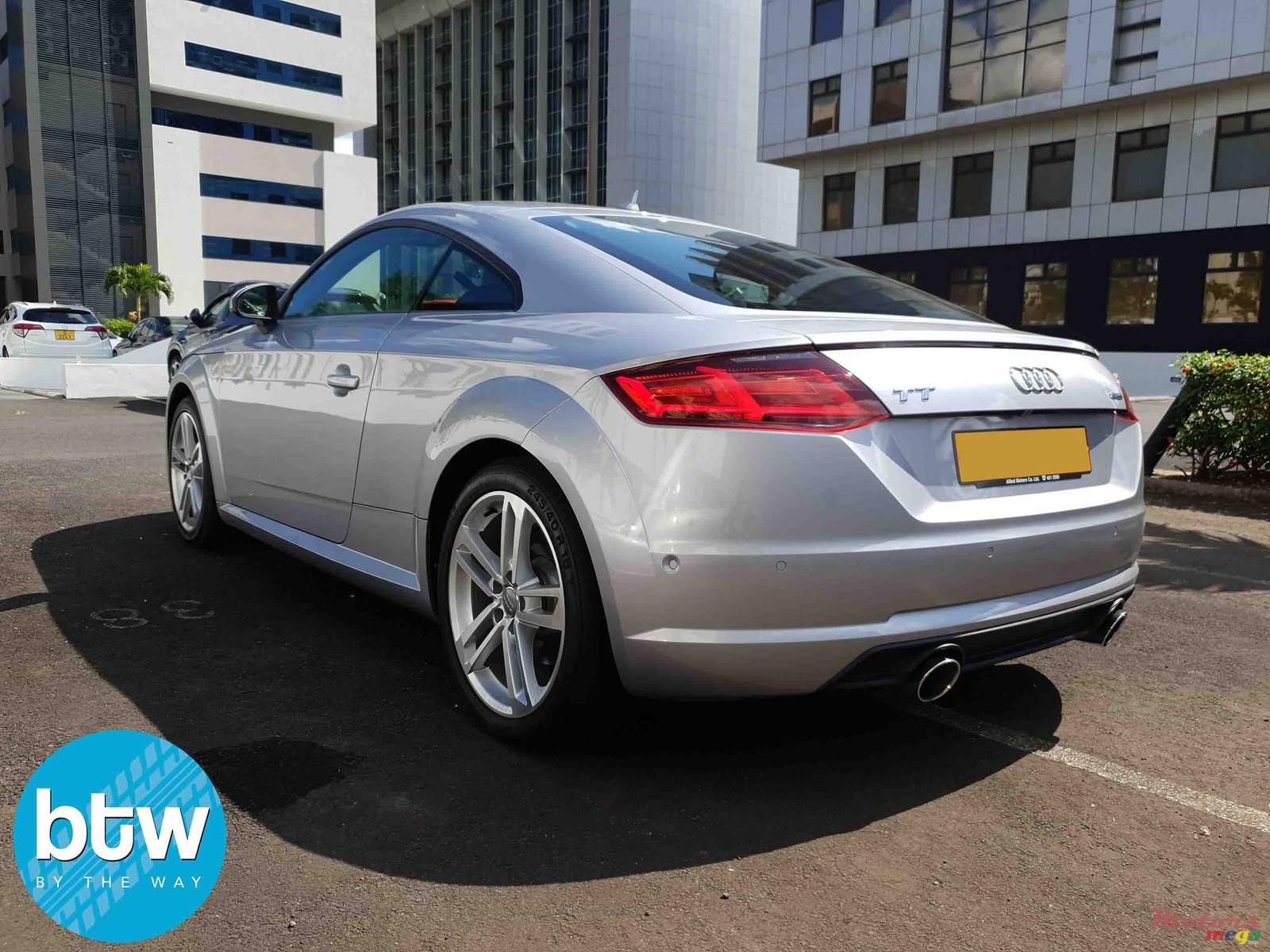 2016' Audi TT 8S TFSI S Tronic photo #2