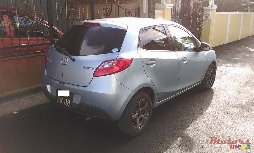 2008' Mazda Demio photo #2