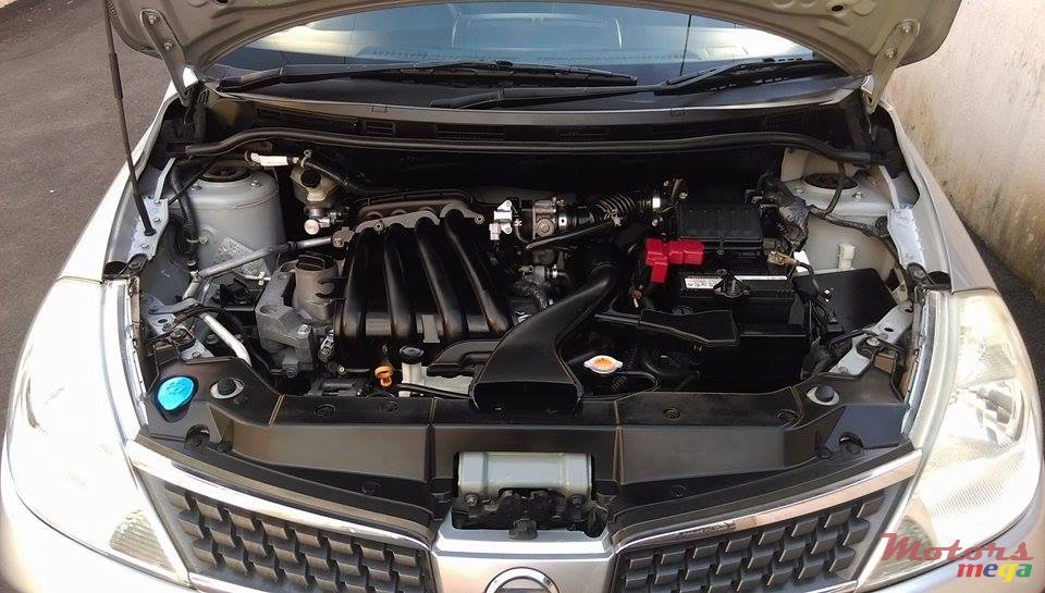 2008' Nissan Tiida H/Back  photo #4