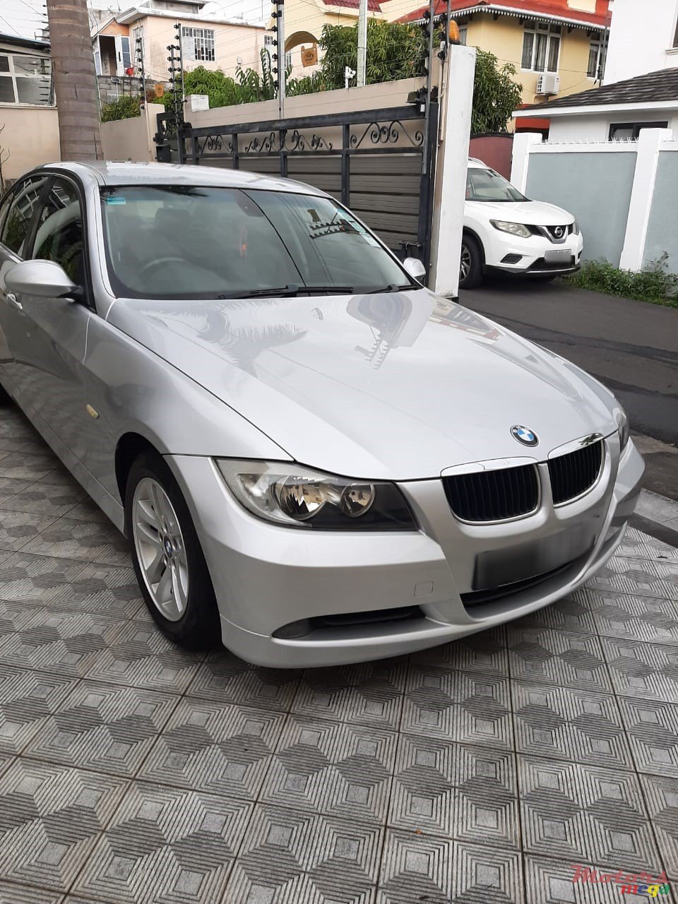 2007' BMW 320 photo #7