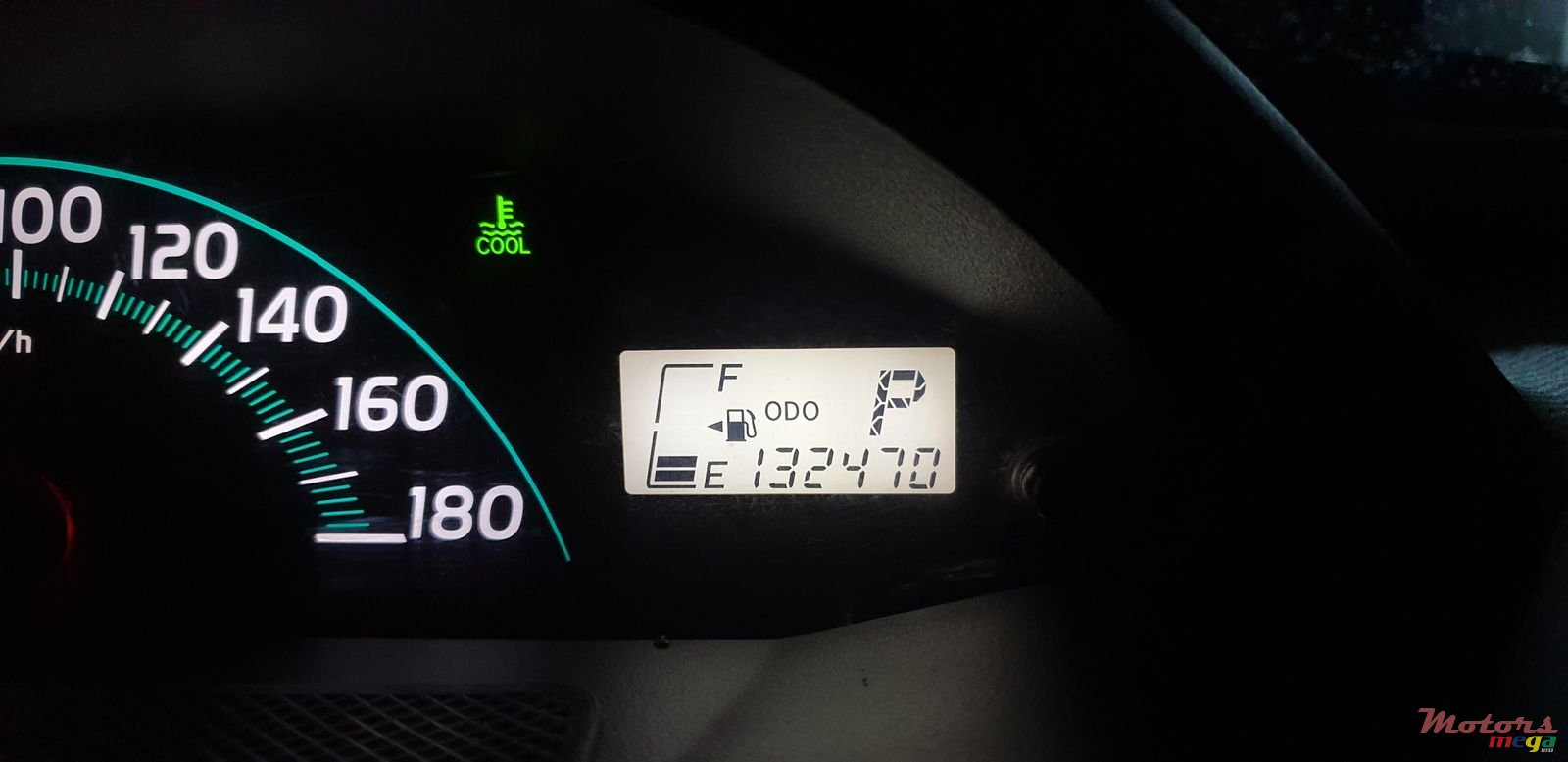 2006' Toyota Vitz photo #4