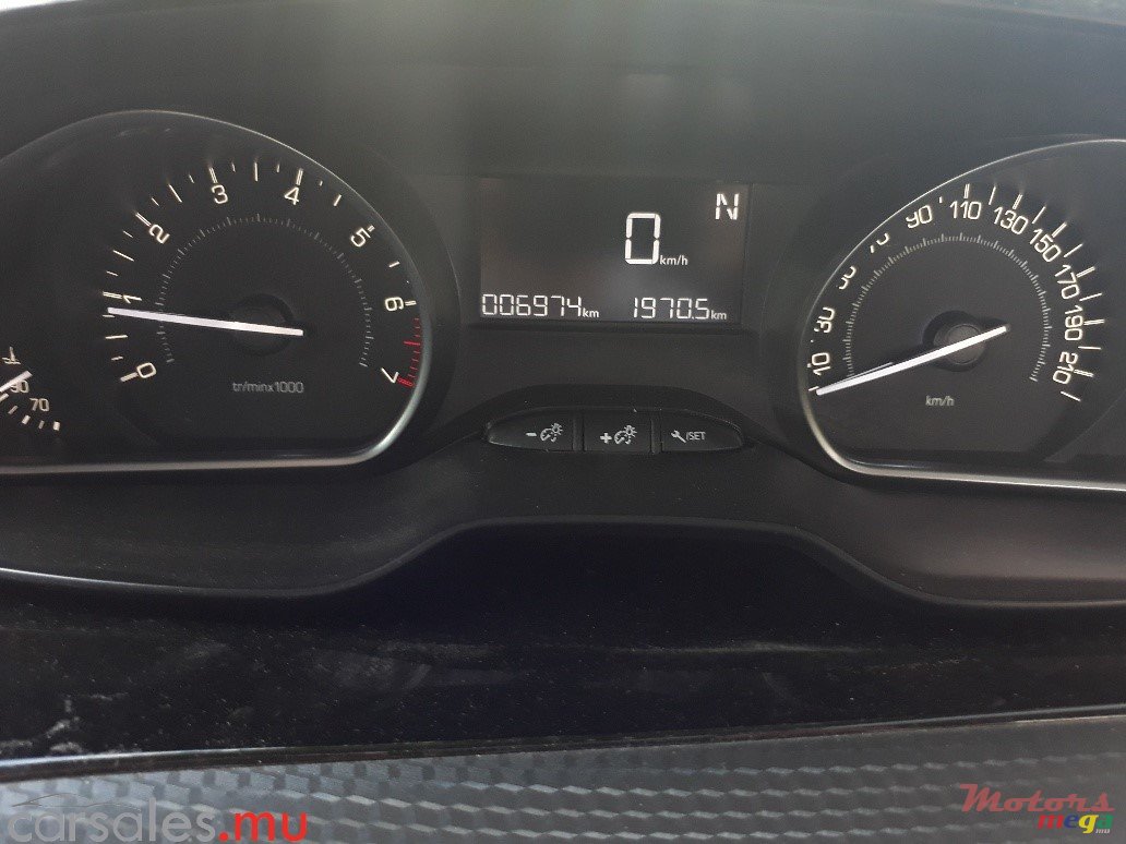 2016' Peugeot 208 Active 1.2T photo #7