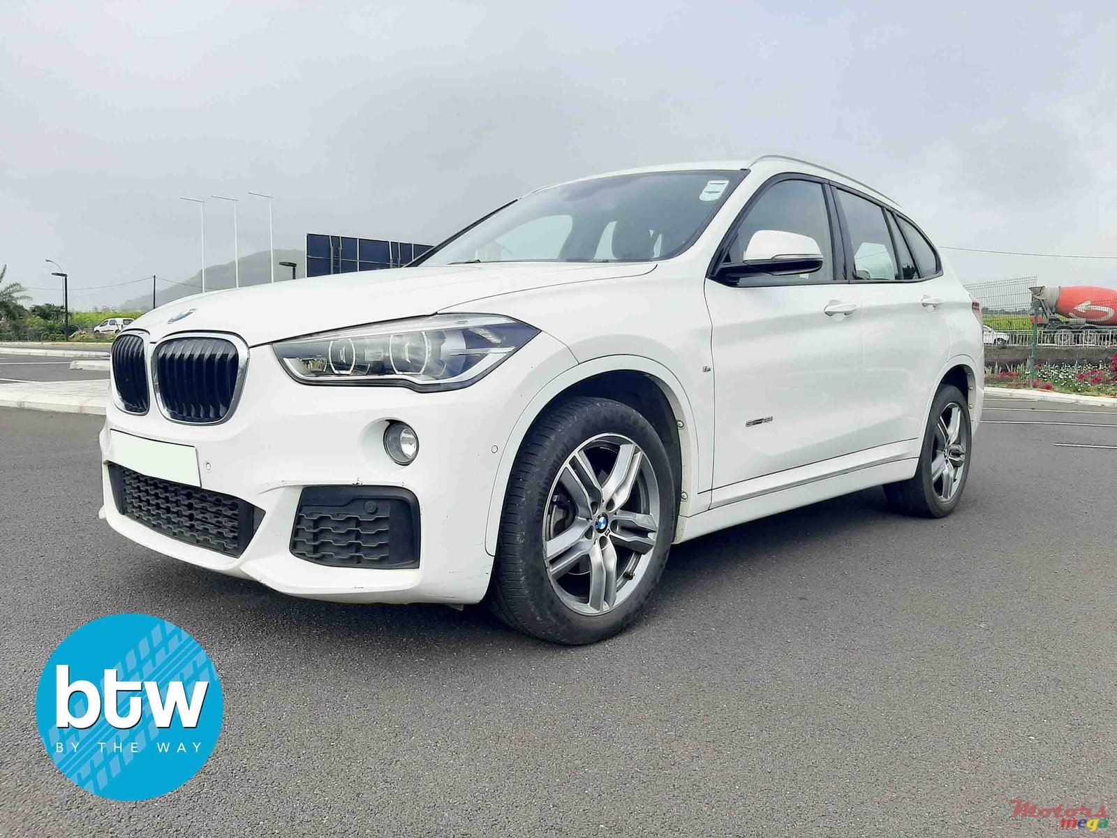 2016' BMW X1 photo #2