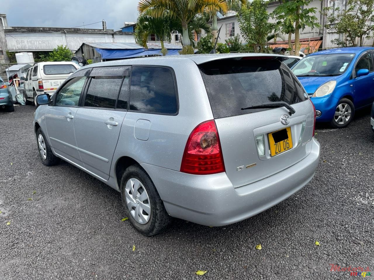 2006' Toyota Fielder photo #4