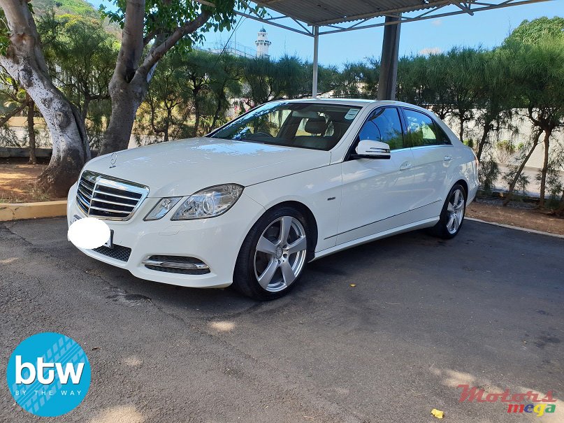 2012' Mercedes-Benz 250 photo #2