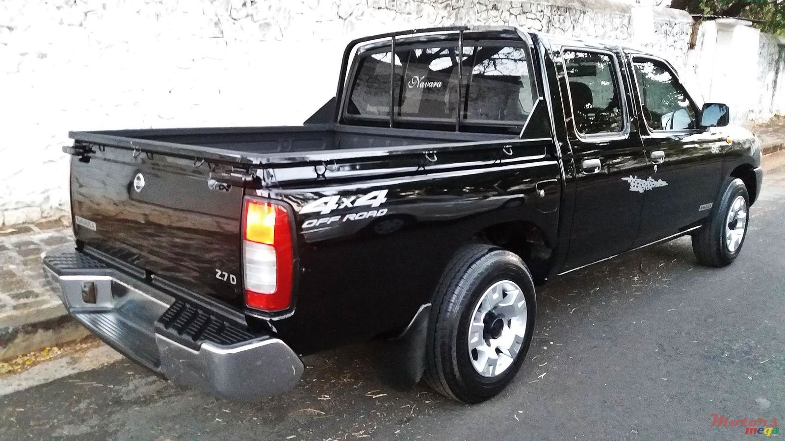 2010' Nissan Navara (54227164) photo #3