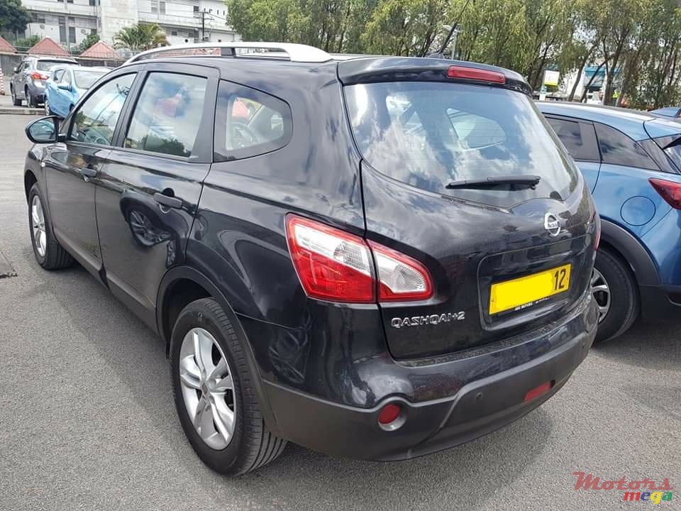 2012' Nissan Qashqai+2 7seater photo #3
