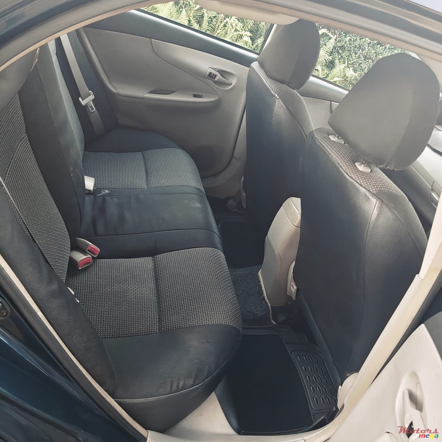 2007' Toyota Axio photo #5