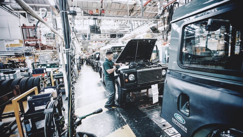 Jaguar Land Rover Moves Closer to Building Slovakia Plant