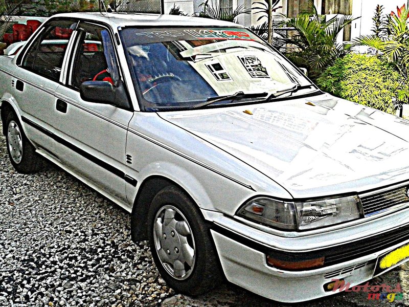 1989' Toyota Corolla ee90 photo #1