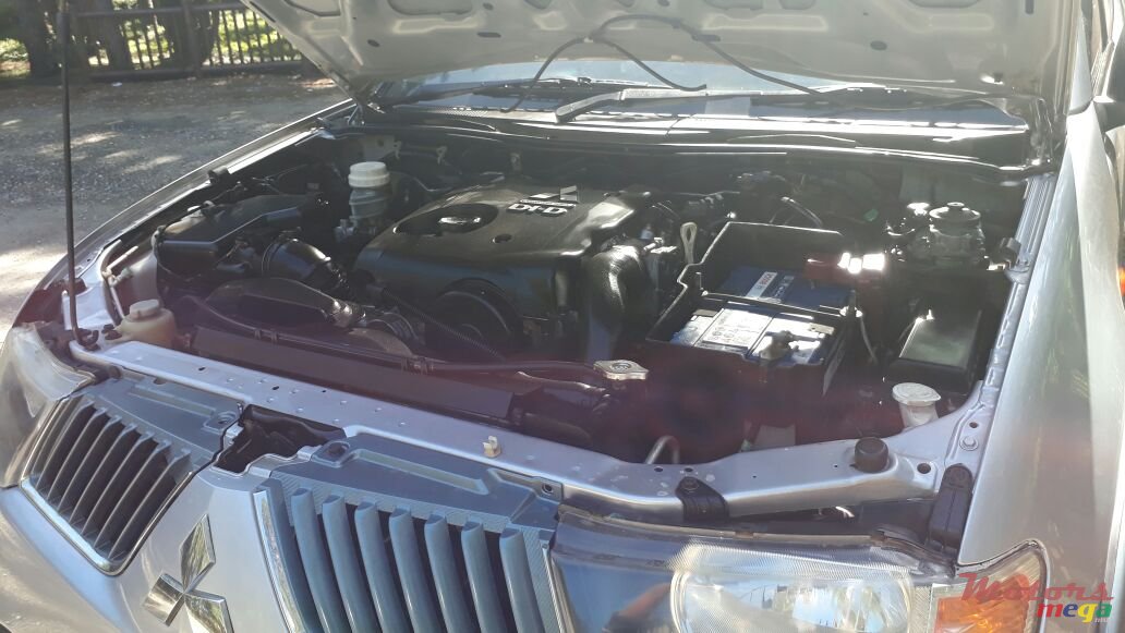 2008' Mitsubishi L 200 SPORTERO 4X4 photo #5