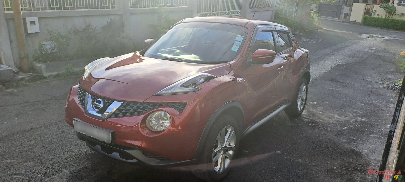 2015' Nissan Juke photo #1