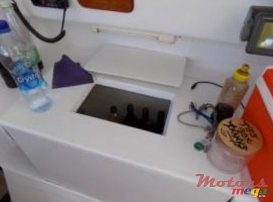 2002' Kruz Yachts photo #3