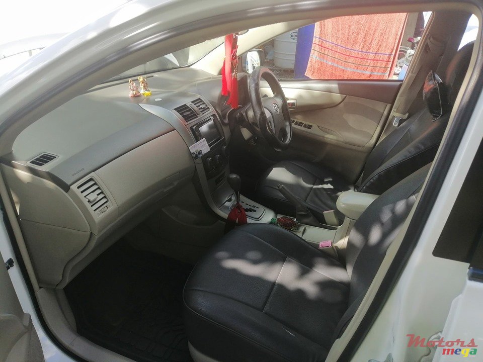 2010' Toyota Axio photo #1