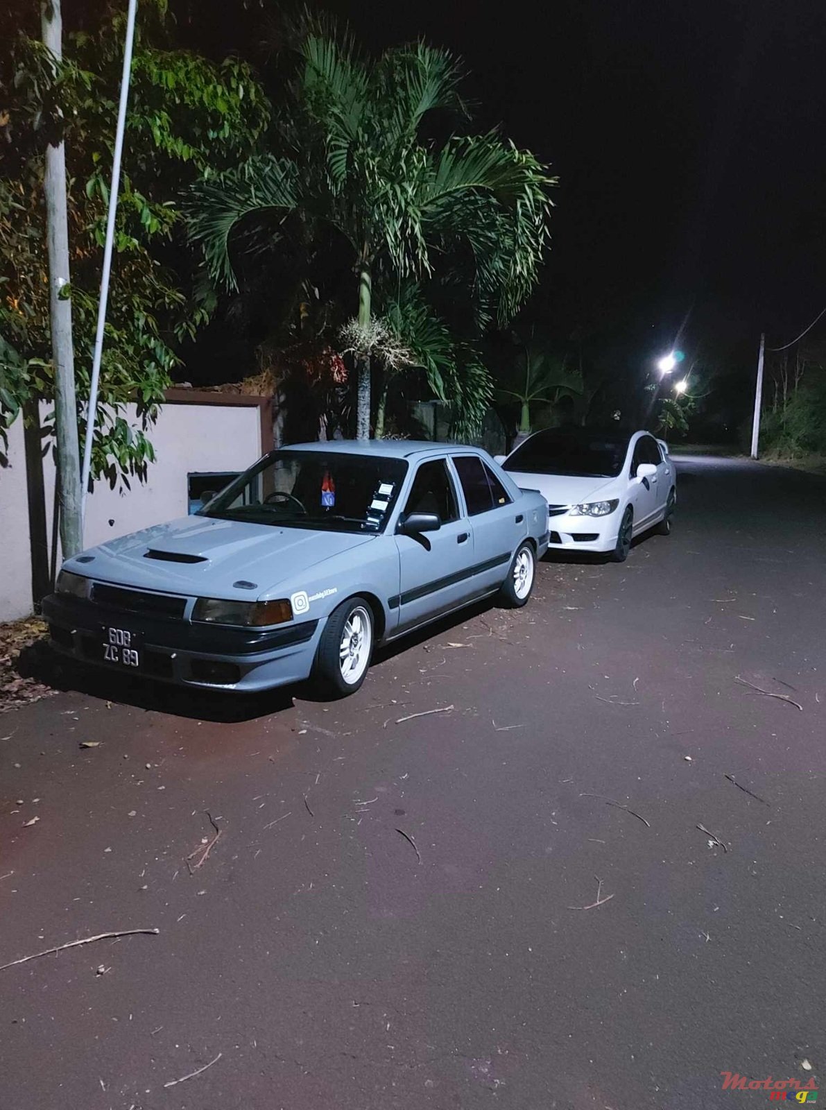 1989' Mazda 323 photo #5